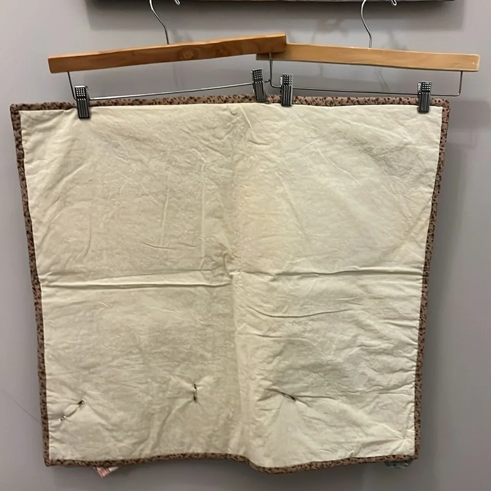 Quilted Wall Hanging Handmade Stitching Store Clothesline 27” x 24”